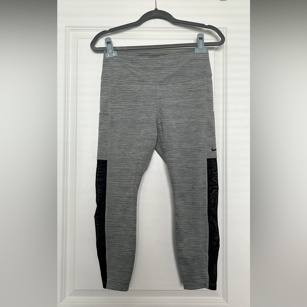 Nike Gray and Black DriFit Leggings EUC